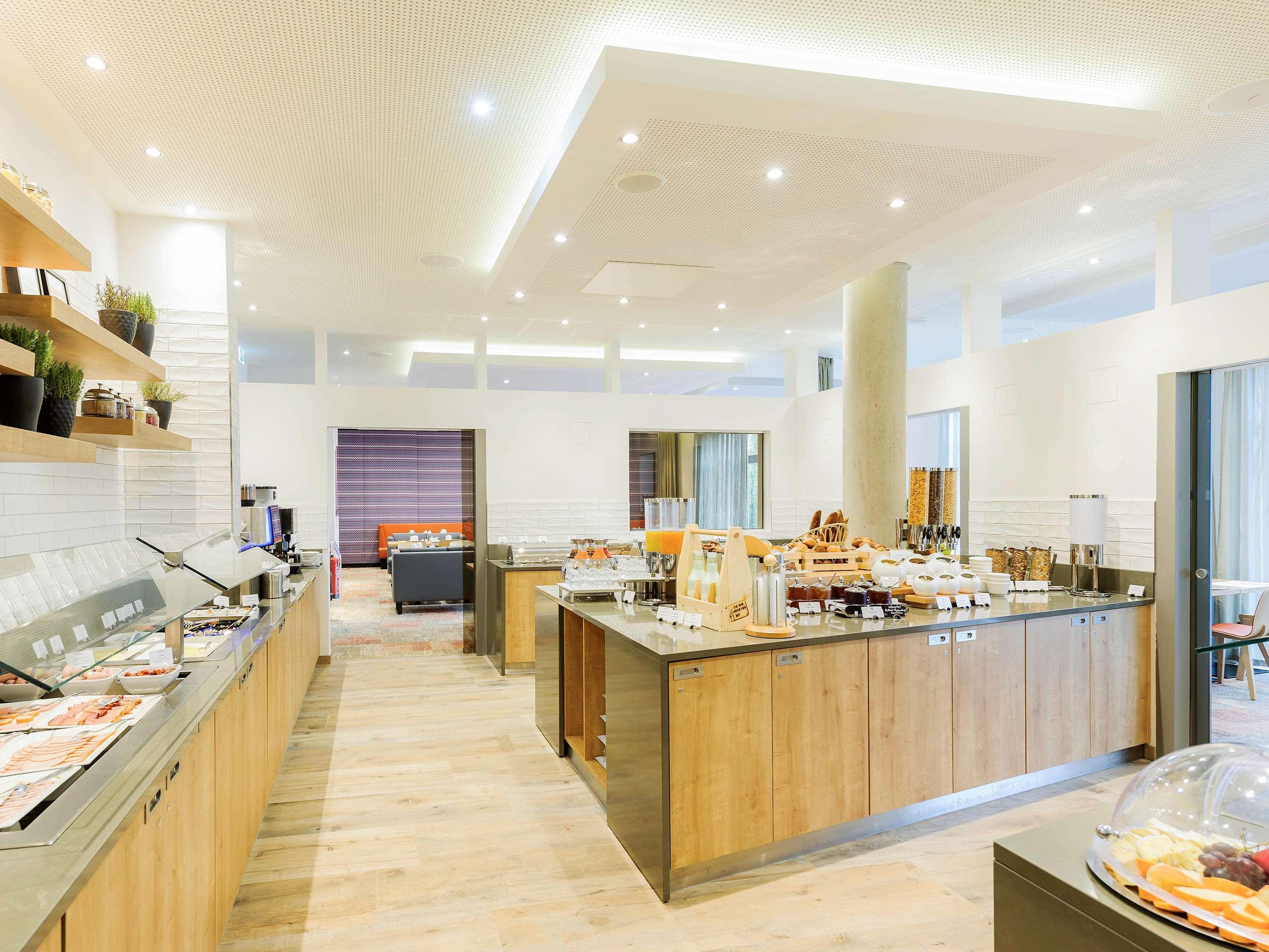 Novotel Muenchen City Arnulfpark Restaurant photo